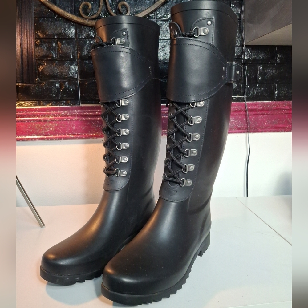 Ugg Madelynn Rain/Snow Boot Knee High Size 7 Womens